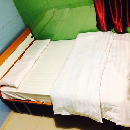 Fuji Hostel Гонконг Экстерьер фото