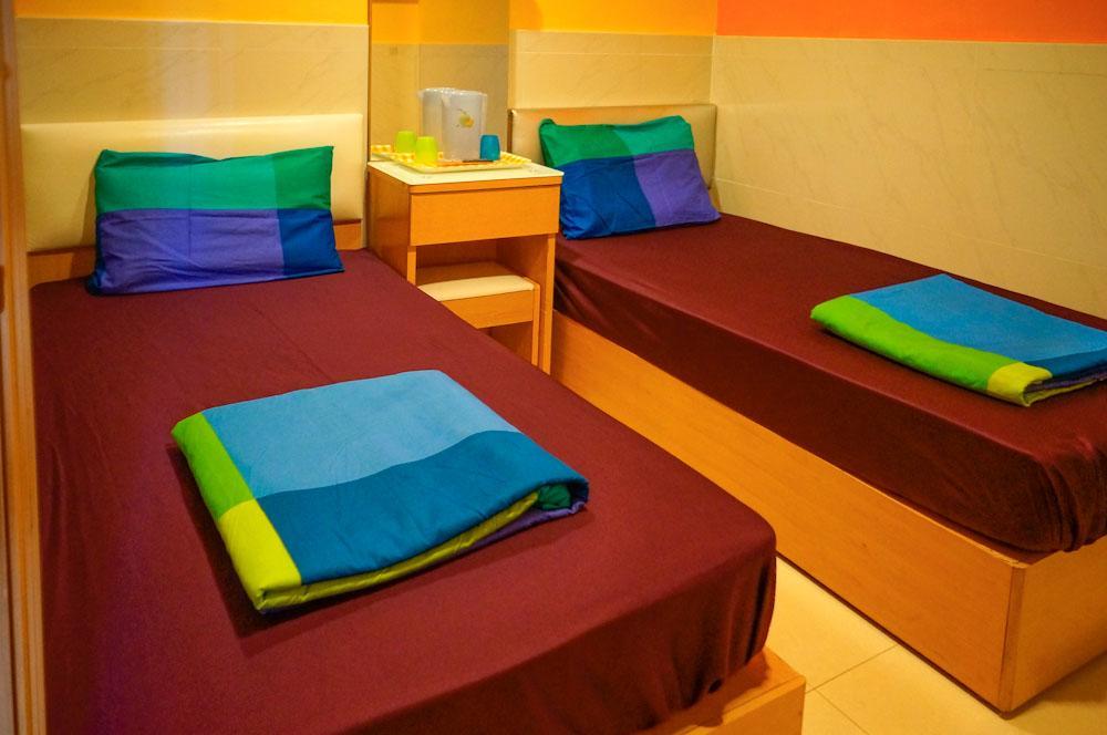 Fuji Hostel Гонконг Экстерьер фото